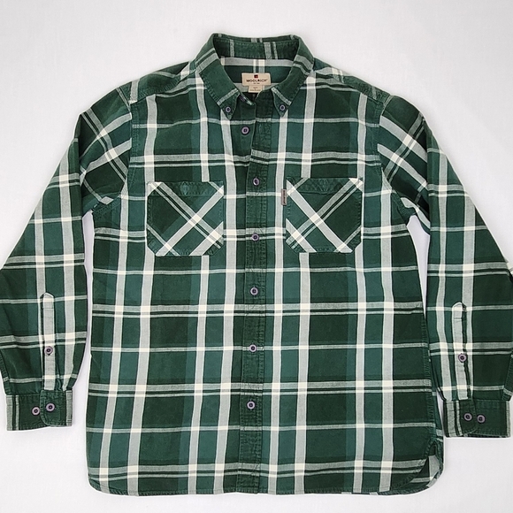 Woolrich Other - Woolrich Green Plaid Button Down Double Pocket Mid-Weight Flannel Shirt.